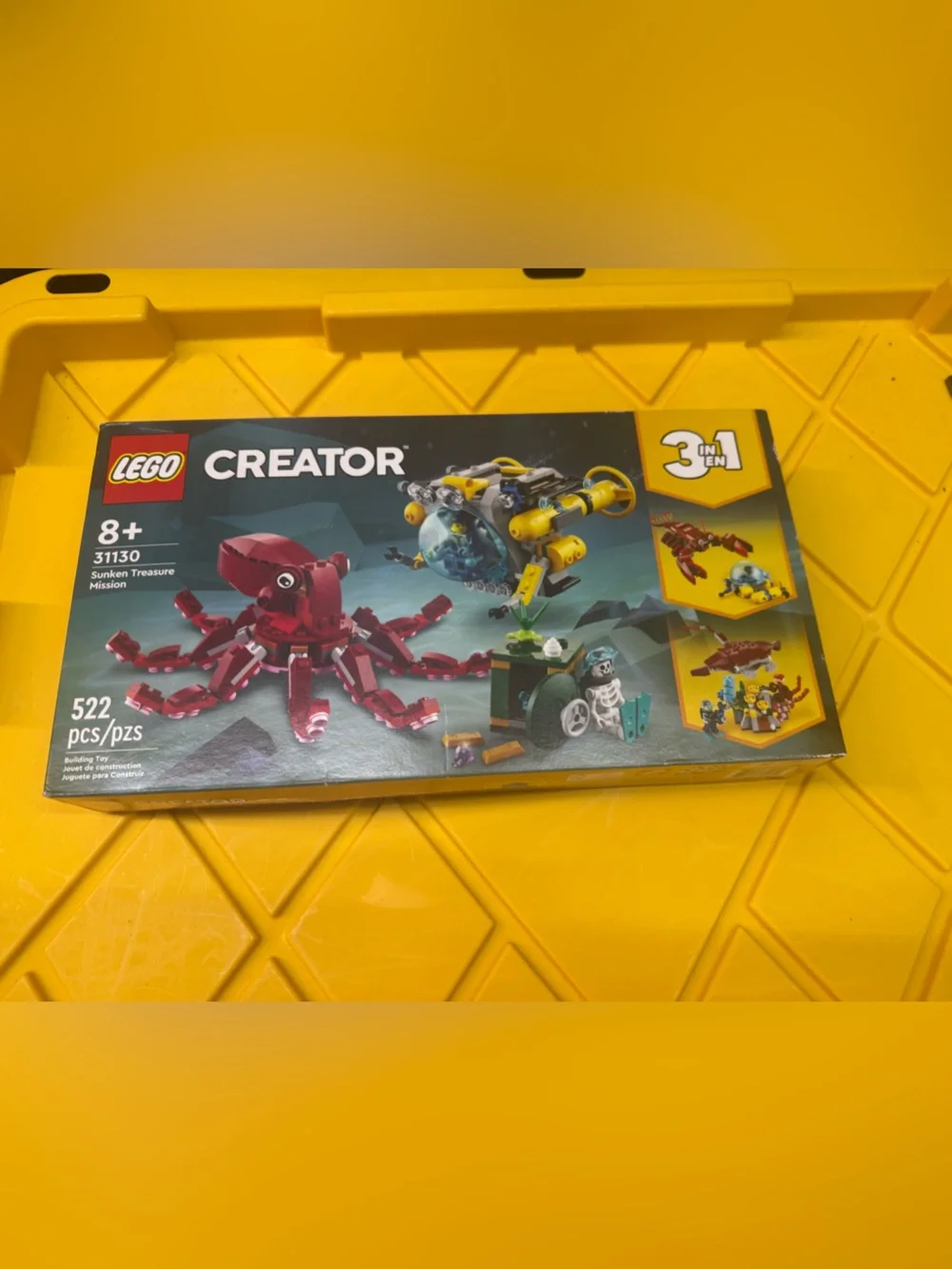 Lego Creator Set Deep Sea Explorer Submarine and Red Octopus #31130